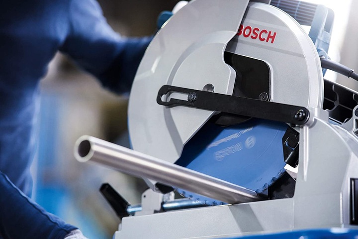 Actual product image Bosch Professional Zubehör Cordless circular saw blade Expert for Stainless Steel, 136 x 1.5/1.2 x 20, 30 teeth