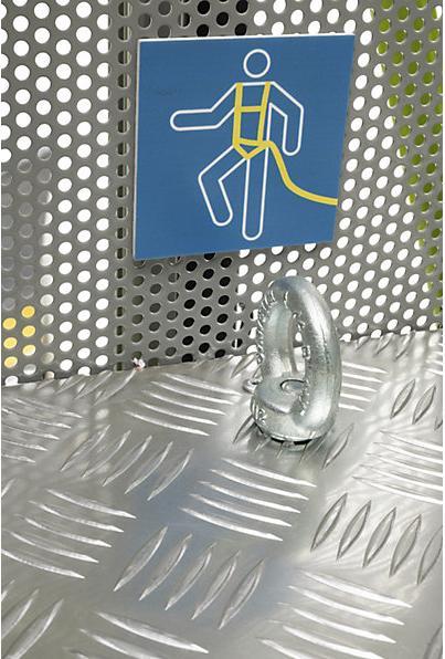 Actual product image Pramac Work platform, electric lift, manual movement, working height 5 m.