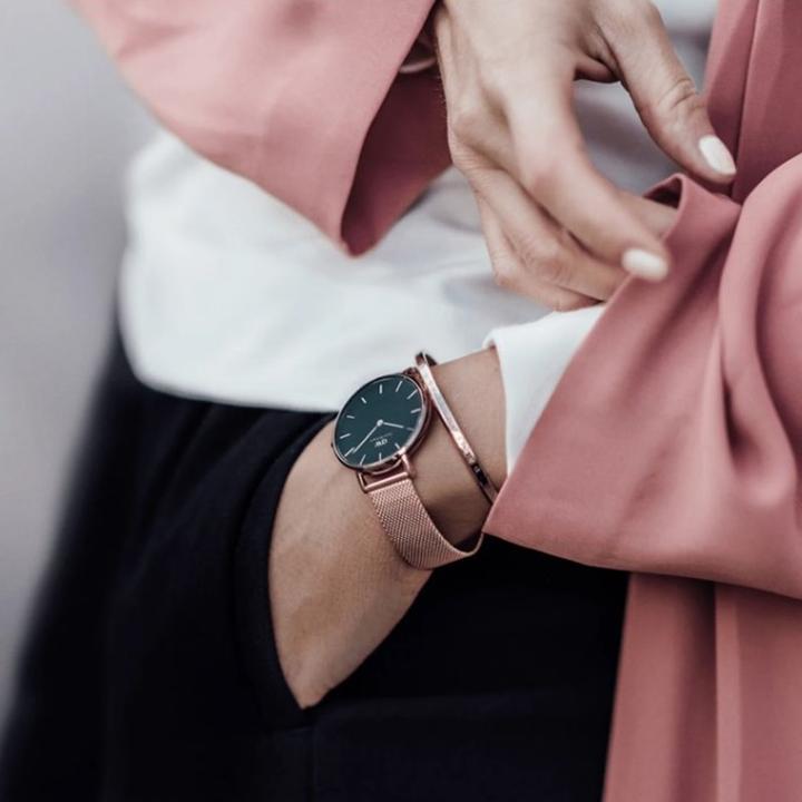 Image du produit Daniel Wellington Classic Petite Melrose (Montre analogique, 28 mm)