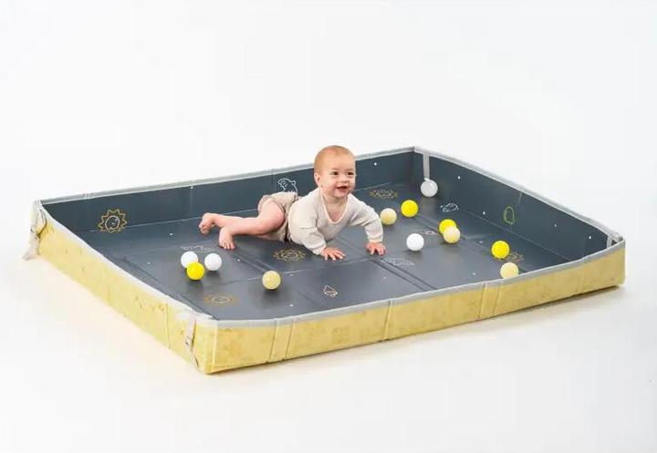 Actual product image Taf Toys Faltbare Fold 'n Play (180 x 138 cm)