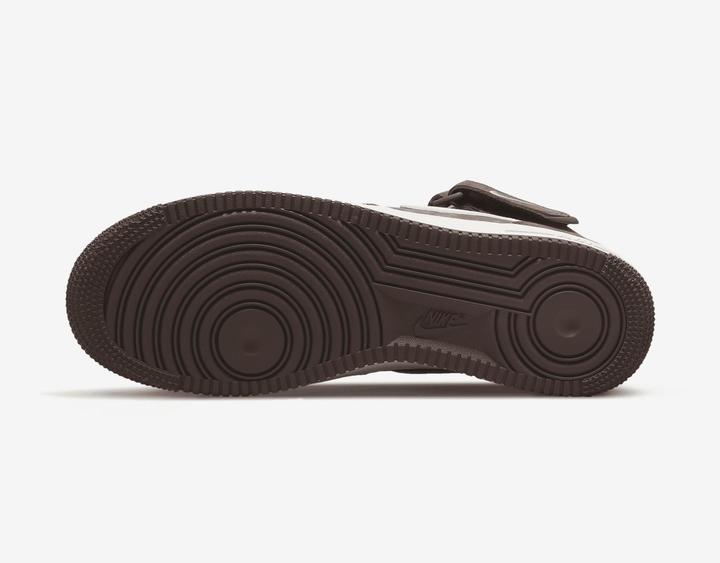 Produktbild Nike Air Force 1 Mid (38)