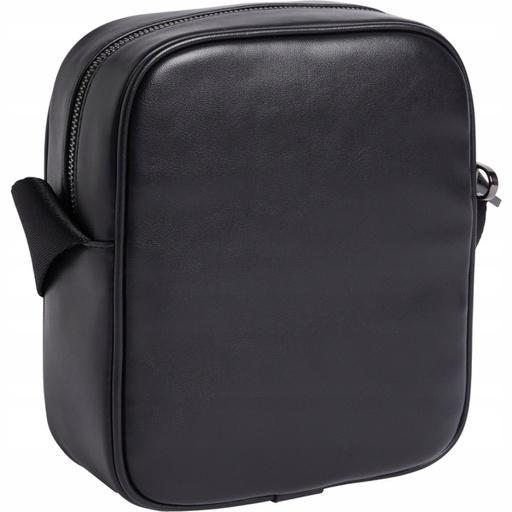 Actual product image MGA Na (51% RECYCLED POLYESTER, 49% POLYURETHANE)
