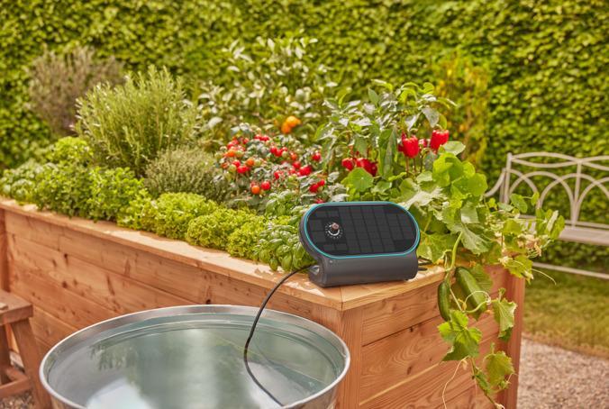Produktbild Gardena Solar-Bewässerung AquaBloom L Set (Tropfbewässerung Set)