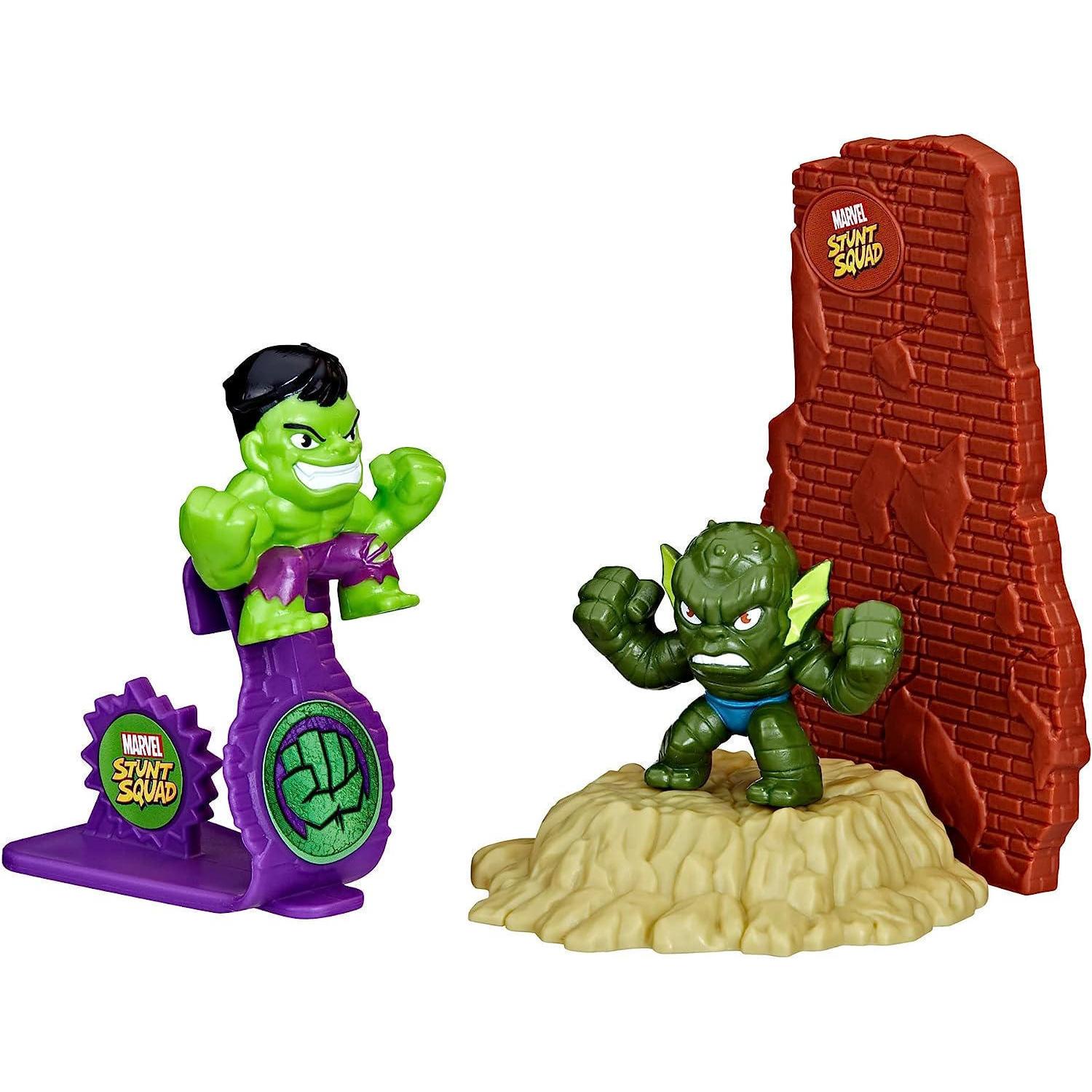 Hasbro Playset Stunt Squad Hulk vs. Abominio con figure d'azione da 3,5 cm