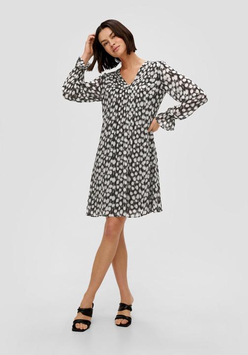 Produktbild s.Oliver Kleid Chiffonkleid mit V-Ausschnitt (34)
