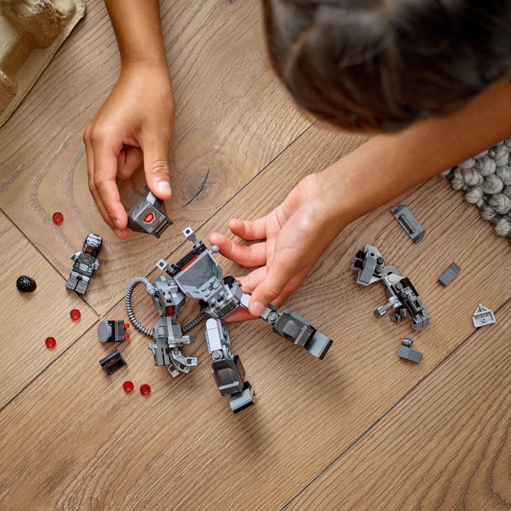 Actual product image LEGO War Machine Mech (76277, LEGO Marvel)