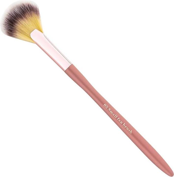 Actual product image CPC Cent Pur Cent Fan Brush Small 04
