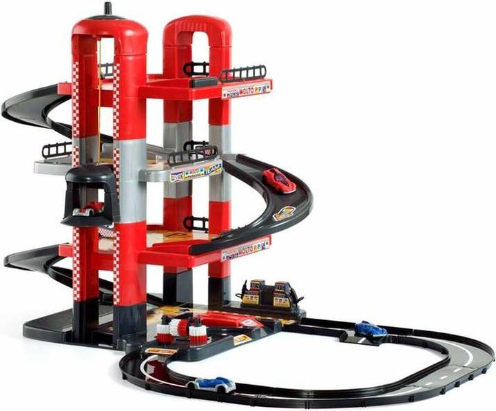 Molto Parking and rails