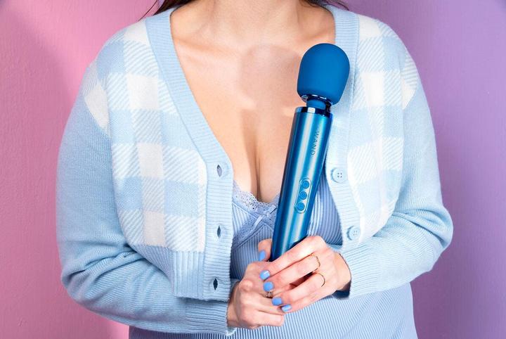 Produktbild Le Wand Rechargeable Massager Pacific Blue
