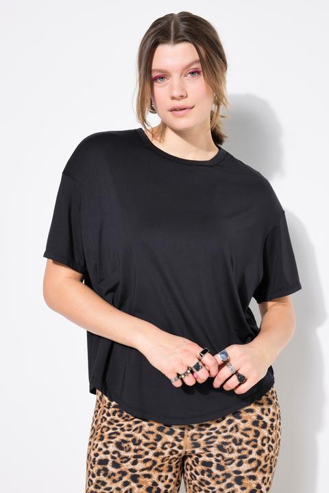 Actual product image Studio Untold Get Strong Oversized Performance Tee (58)