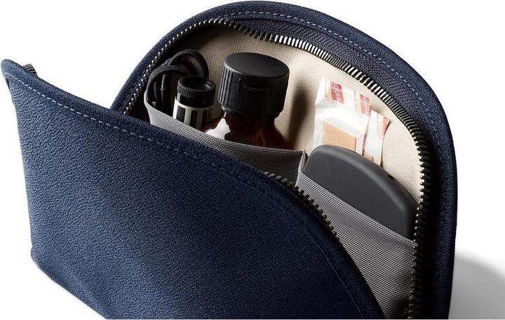 Actual product image Bellroy Classic Pouch