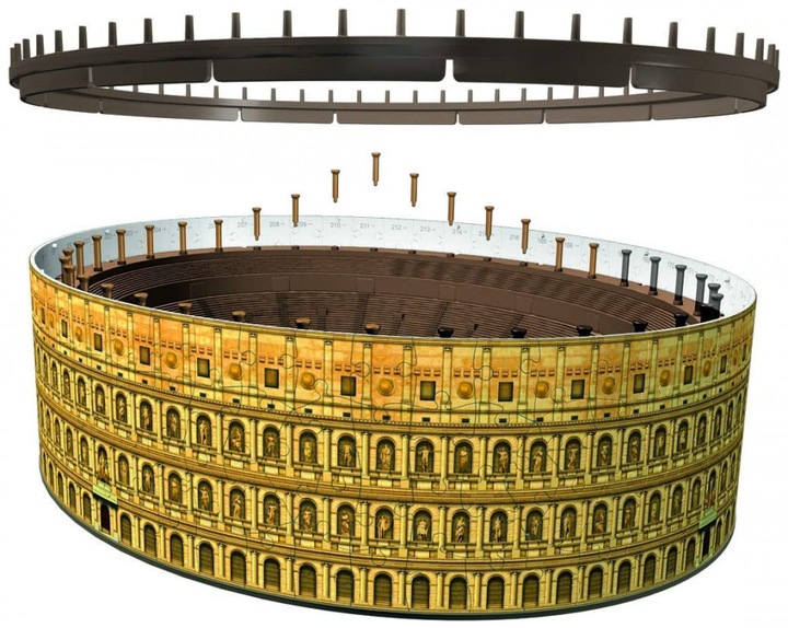Actual product image Ravensburger 3D Puzzle Colosseum in Rome by night (216 pieces)