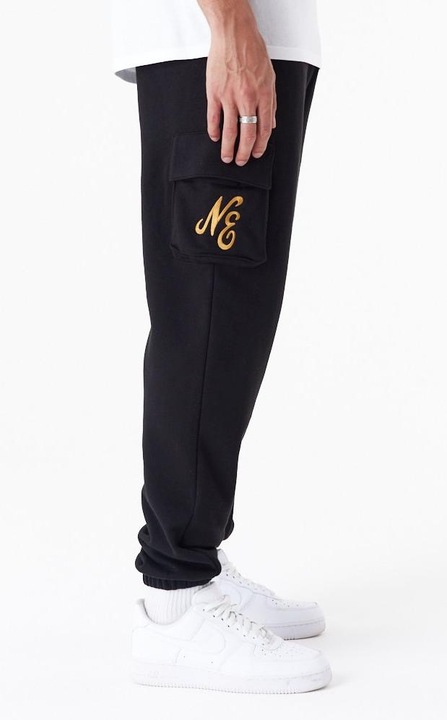 Produktbild New Era Jogger CARGO Sweatpants - schwarz - L (L)