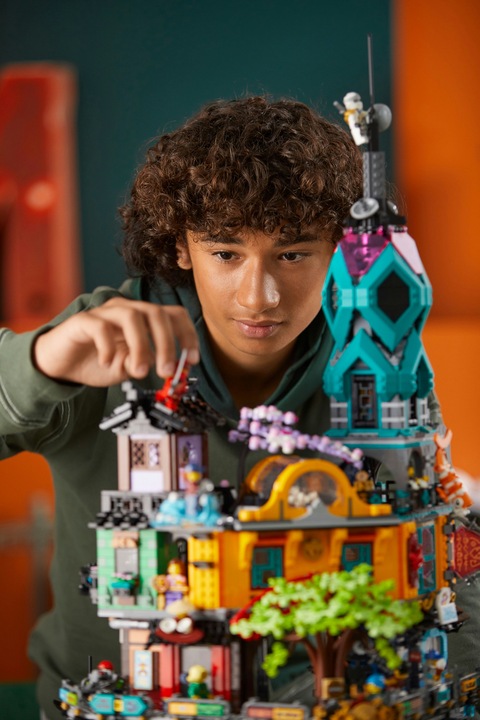 Image du produit LEGO Die Gärten von NINJAGO City (en anglais) (71741, LEGO Ninjago, LEGO difficiles à trouver)