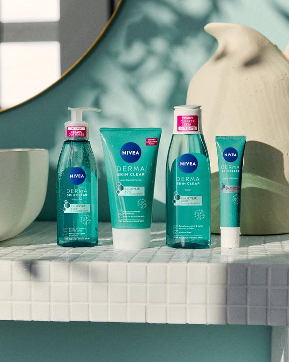 Produktbild NIVEA Derma Skin Clear Toner (Gesichtswasser, 200 ml)