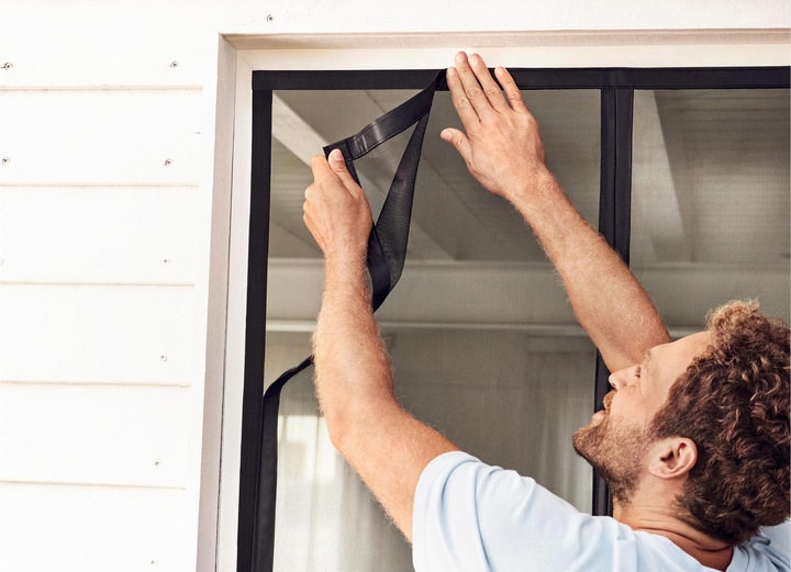 Immagine prodotto tesa Tenda magnetica per balconi e portefinestre, autochiudente, installazione senza foratura (100 x 220 cm)