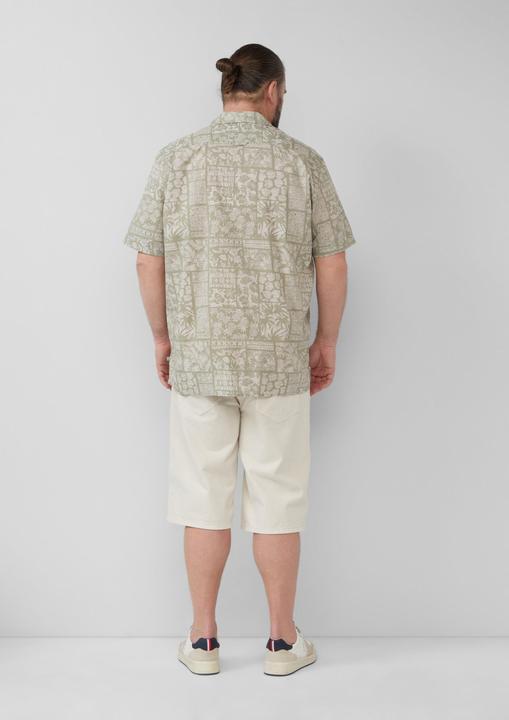 Immagine prodotto S.Oliver Hemd Resort Fit: Kurzarmhemd aus Viskosemix mit Brusttasche (XXL)