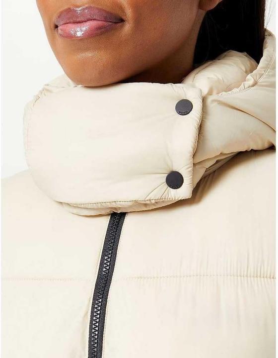 Actual product image HUGO Vest with Logo for Cold Weather (M)