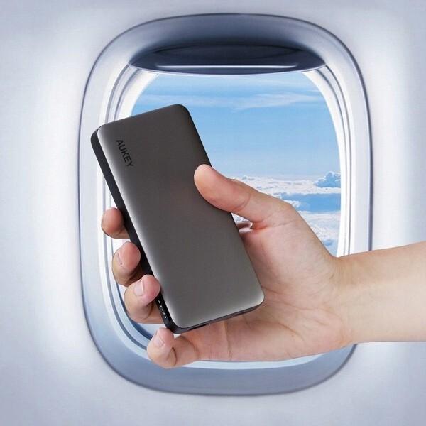 Actual product image Aukey Powerbank PB-Y41, 10000mAh, 30W (grey) (10000 mAh, 30 W, 37 Wh)