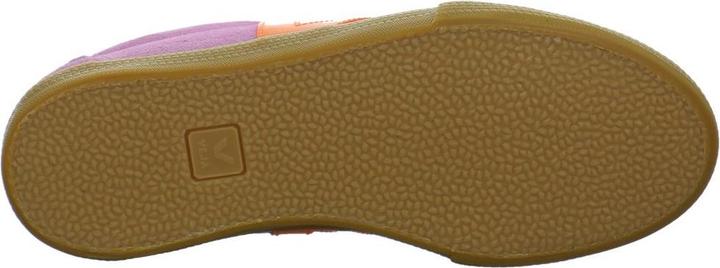 Actual product image Veja Volley (40)