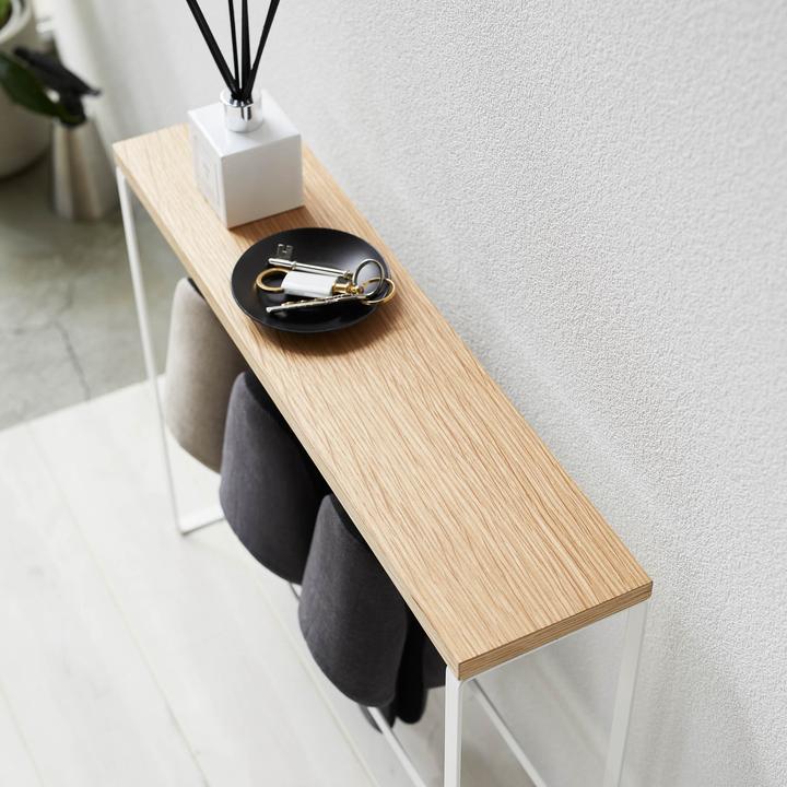 Immagine prodotto Yamazaki Portapantofole con ripiano in legno TOWER