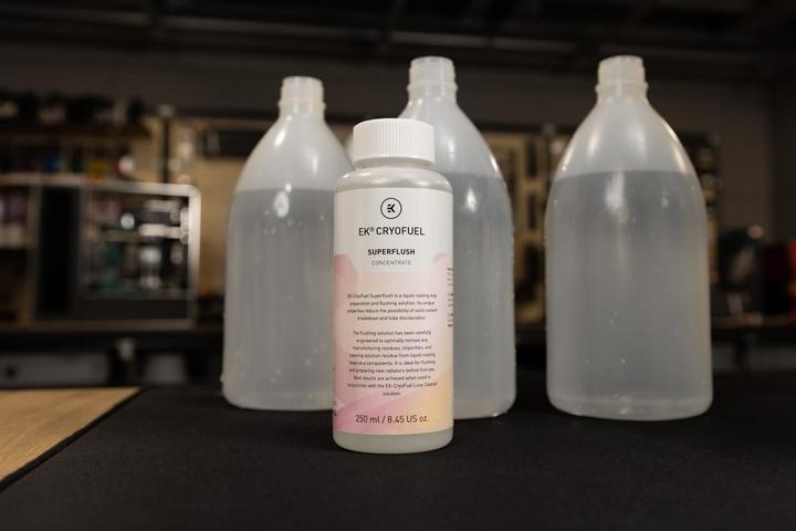 Produktbild EKWB EK Waterblocks EK-CryoFuel Loop Cleaner + Superflush Konzentrat (250 ml, Konzentrat)