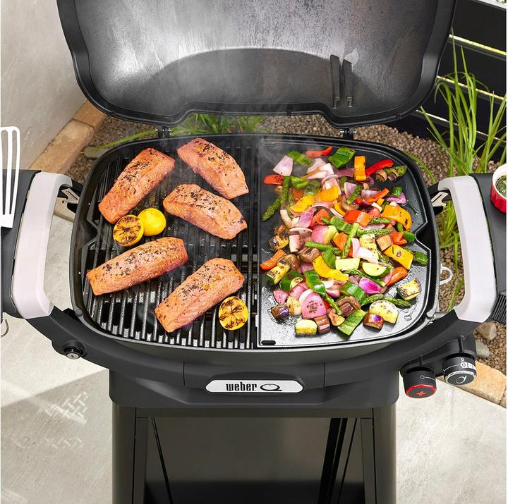 Actual product image Weber Premium Abdeckhaube - für Q3000N-Serie
