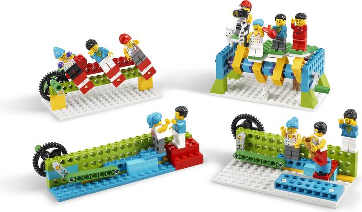 Produktbild LEGO BricQ Motion Essential Hybrid Learning Classroom Starter Pack (45401, LEGO Education)