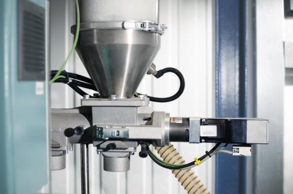 Produktbild HellermannTyton RFID Cable Tie - T50RFIDCLA.NY3P (Kunststoffkabelbinder, 200 mm, 100 Stk.)