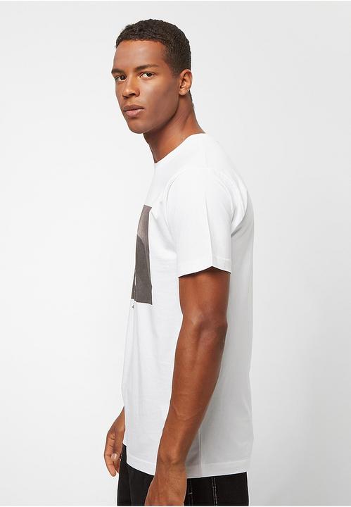 Actual product image Mister Tee Trust Tee (M)