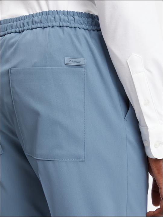Image du produit Calvin Klein pantalons dÃ©contractÃ©s gris mÃ©tallisÃ©