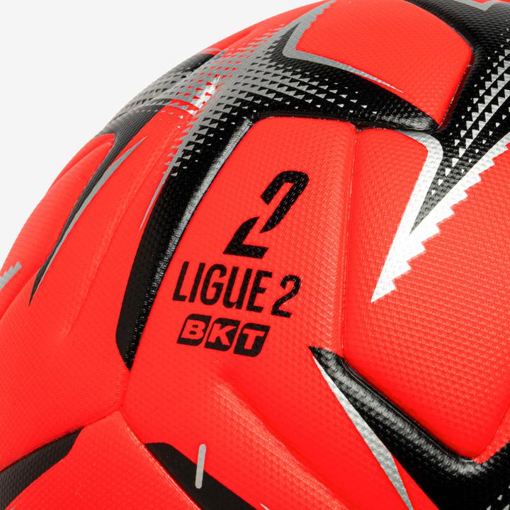 Produktbild Kipsta Ligue 2 BKT Official Match Ball 25/26. Winter Version. (5)