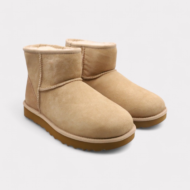 Produktbild Ugg Classic Mini II (37)