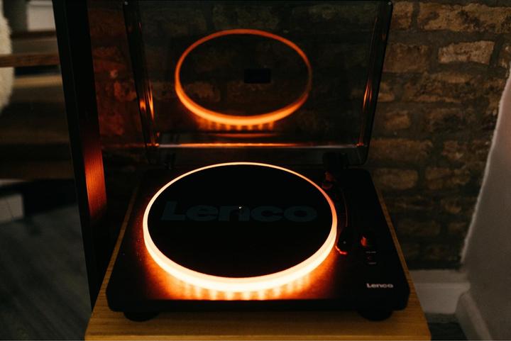 Produktbild Lenco LS-50LED (Manuell)