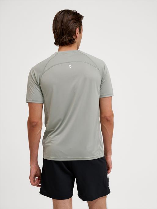 Actual product image hummel hmlPULSE WORKOUT T-SHIRT S/S (L)