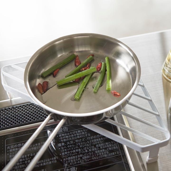 Image du produit Yamazaki Tablette d'angle pour cuisinière TOWER