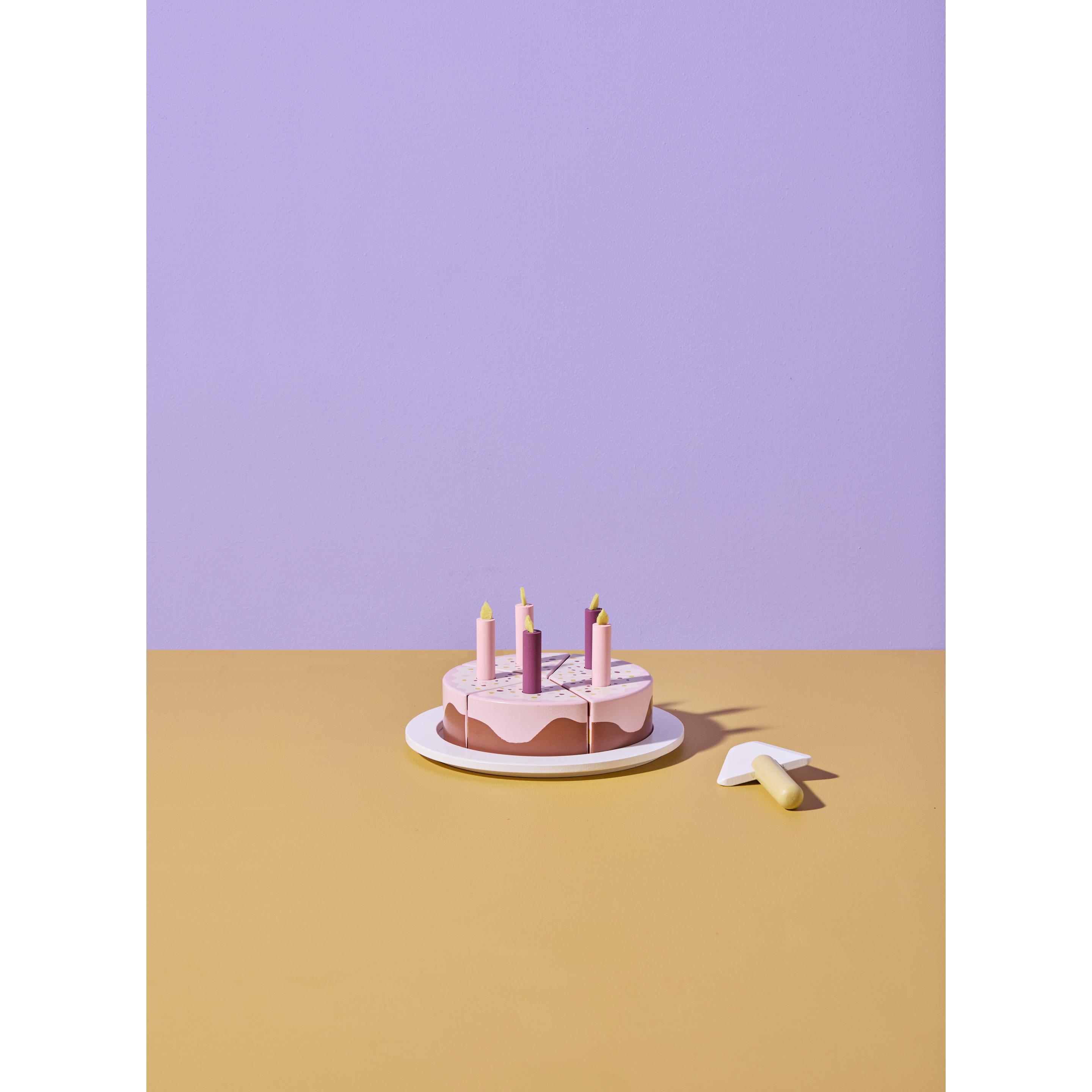 Thumbnail - The Creativity Hub Cake - (1000921)