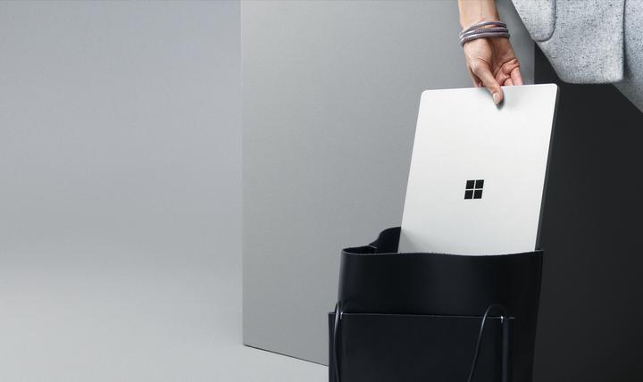 Image du produit Microsoft Surface Laptop, Platine, SSD 128 Go (13.50", Intel Core i5-7200U, 4 Go, 128 Go)