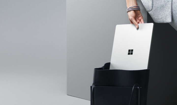 Produktbild Microsoft Surface Laptop, Platinum, 128GB SSD (13.50", Intel Core i5-7200U, 4 GB, 128 GB, CH)