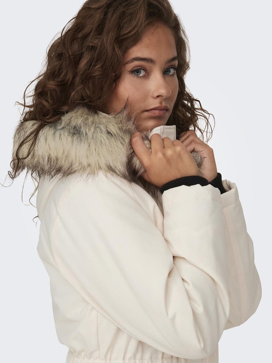 Image du produit Only Capuche avec bord en fausse fourrure amovible Poignets côtelés Parka Longue parka (XS)