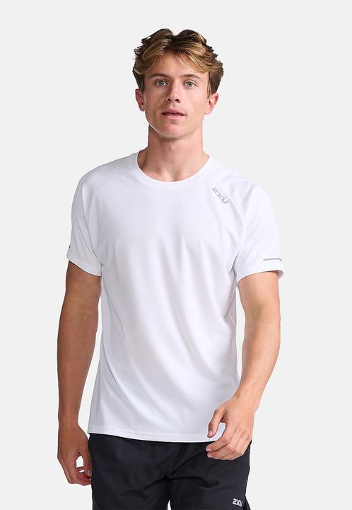Actual product image 2XU Aero Tee (S)