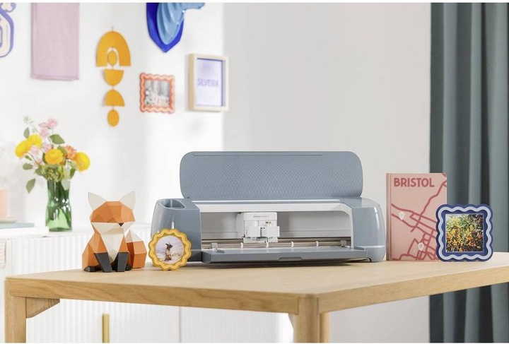 Actual product image Cricut Maker 4 ENGAGEMENT BUNDLE (P)