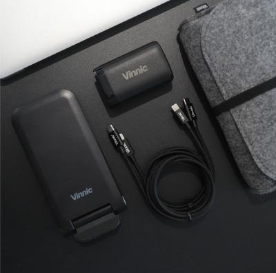 Produktbild Vinnic Trivor 4-in-1 Global Travel Kit