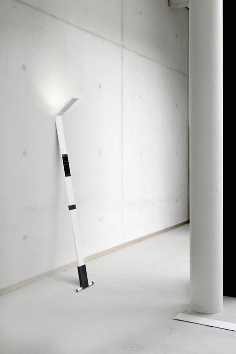 Actual product image Luctra Flex mobile LED floor lamp
