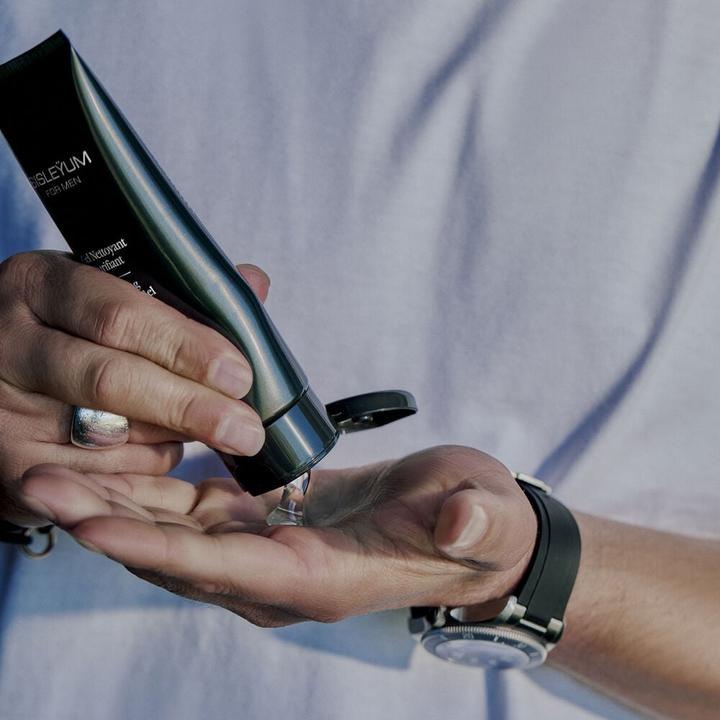 Image du produit Sisley Reinigung Sisleÿum Gel Nettoyant Purifiant (Gel nettoyant, 125 ml)