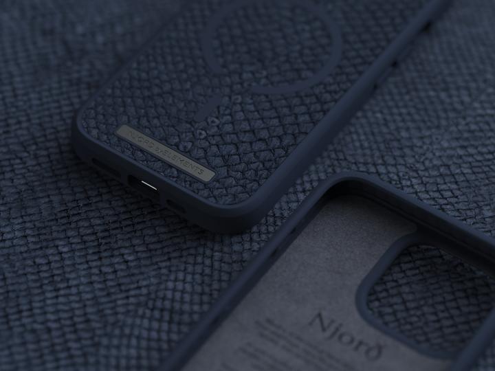 Actual product image Njord Hard Cover Vatn Case for iPhone 13 Pro (Apple iPhone 13 Pro)