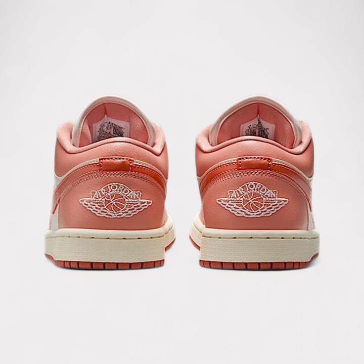 Produktbild Nike Air Jordan 1 Low (40)