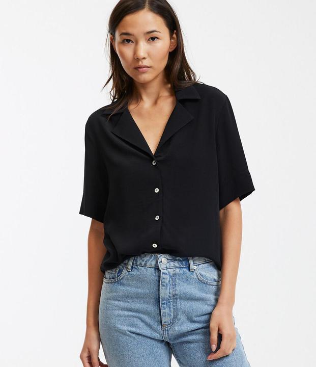 Actual product image La Redoute Collections Short-sleeved blouse with lapel collar (32)