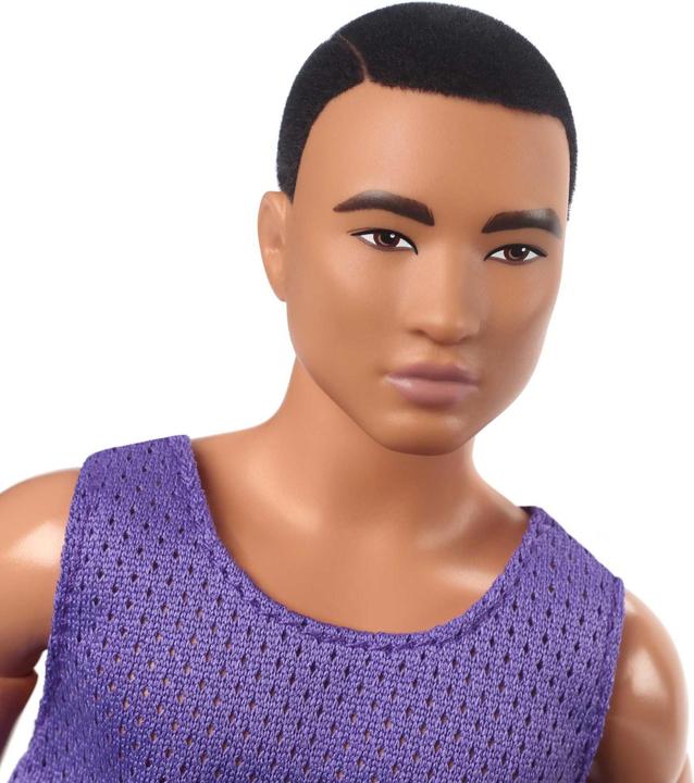 Productafbeelding Barbie Signature Looks 17 - Ken, Roze Shirt