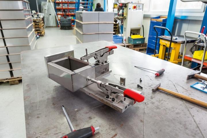 Produktbild Bessey Druck/Zug-Kniehebelklemme (10 mm)